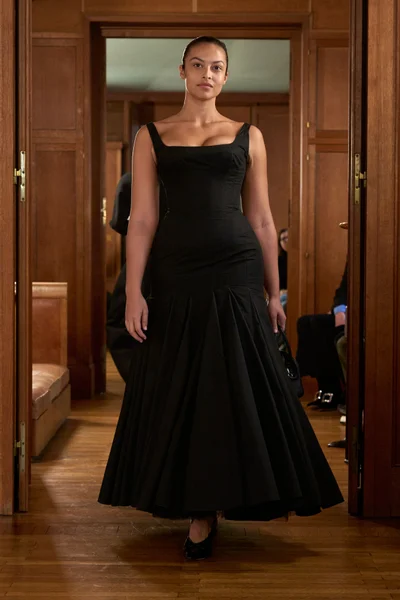 Look 8